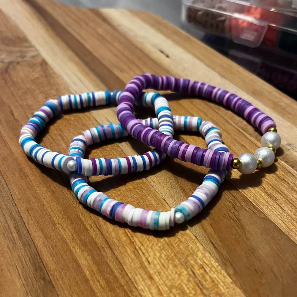 Clay bead, stretch bracelets 🌙